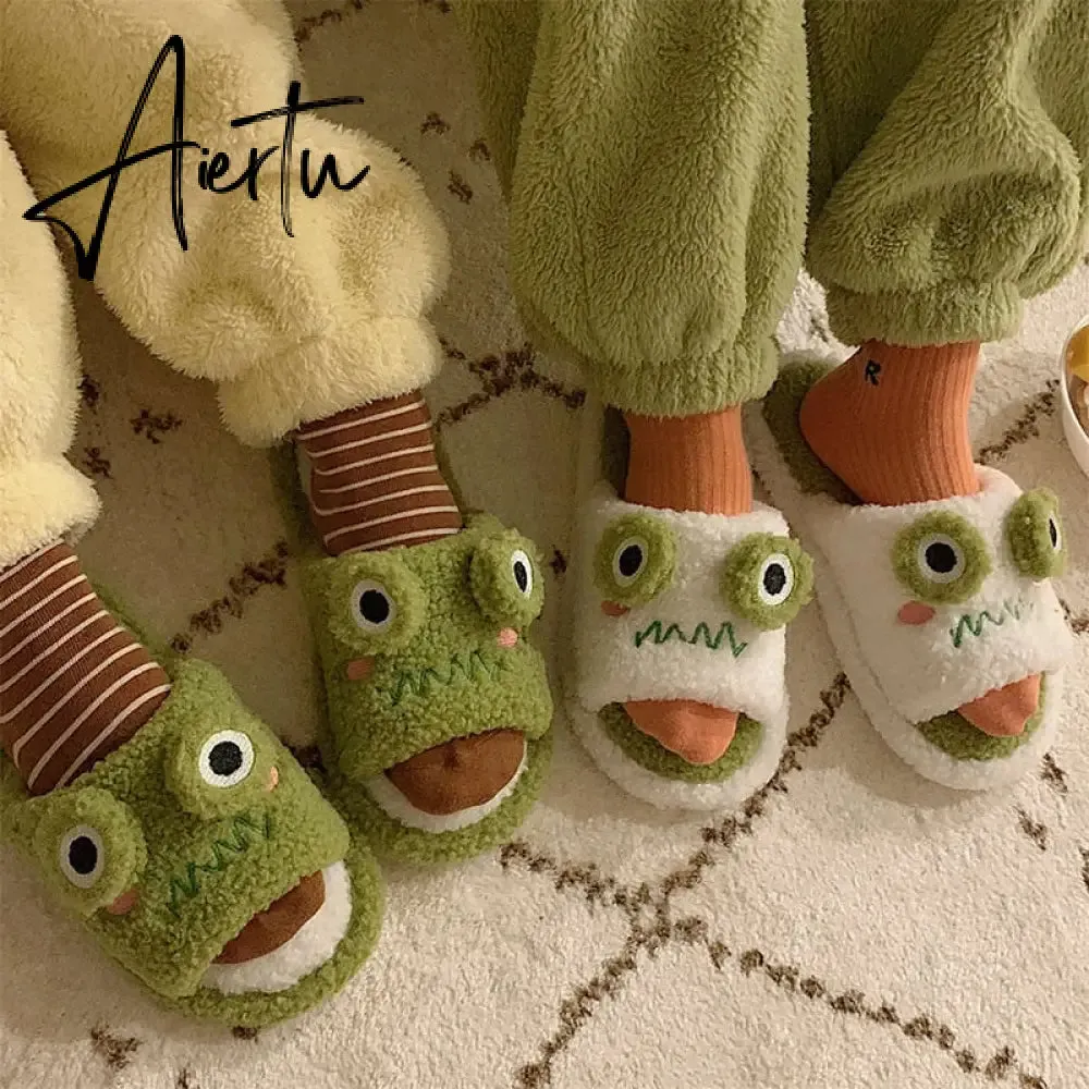 Aiertu Cartoon Funny Frog Fall Home Slippers Green Fluffy Warm Plush Slippers for Women Cute Kawaii Fluzzy Slippers for Girls