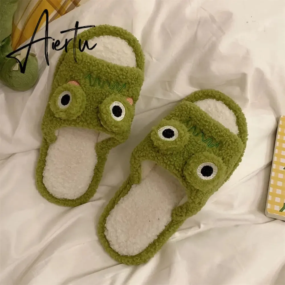 Aiertu Cartoon Funny Frog Fall Home Slippers Green Fluffy Warm Plush Slippers for Women Cute Kawaii Fluzzy Slippers for Girls