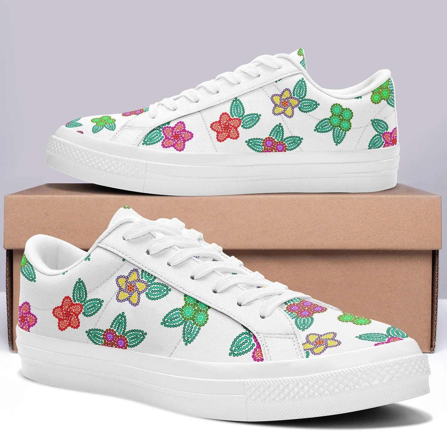 Berry Flowers White Aapisi Low Top Canvas Shoes White Sole