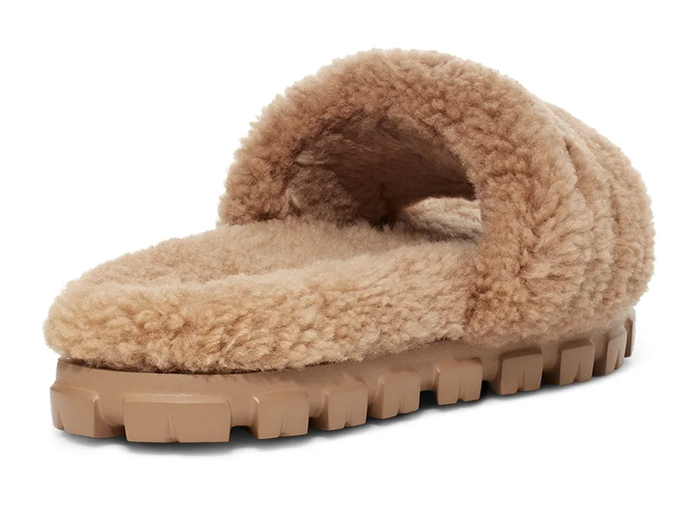 Cozetta Curly in Chestnut by UGG