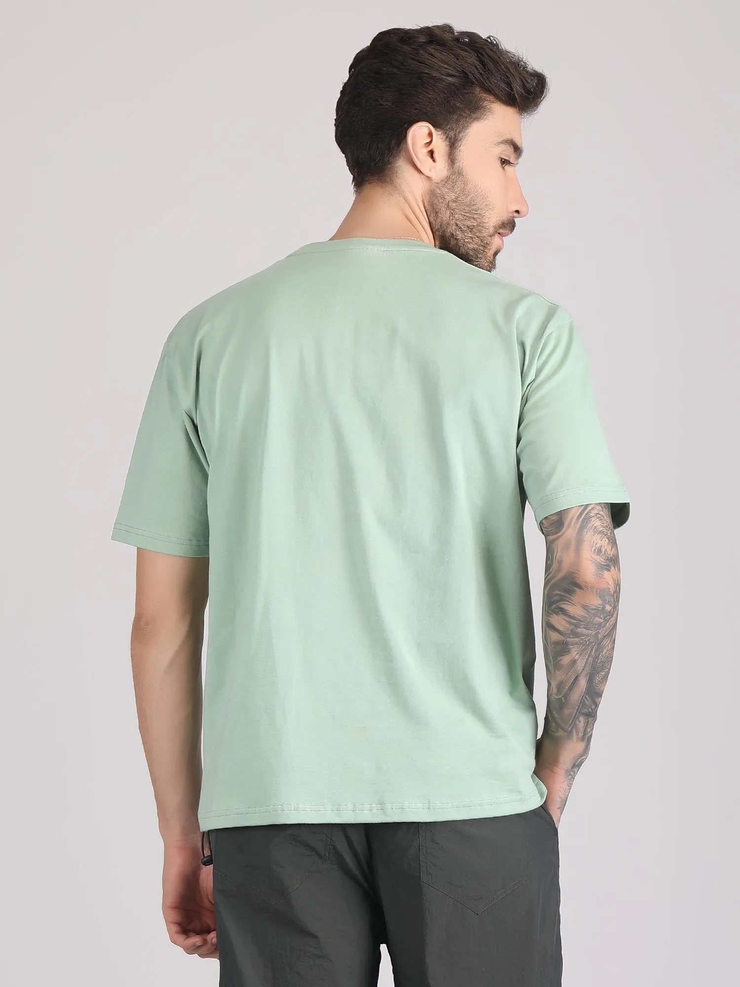 drop shoulder oversized t shirt