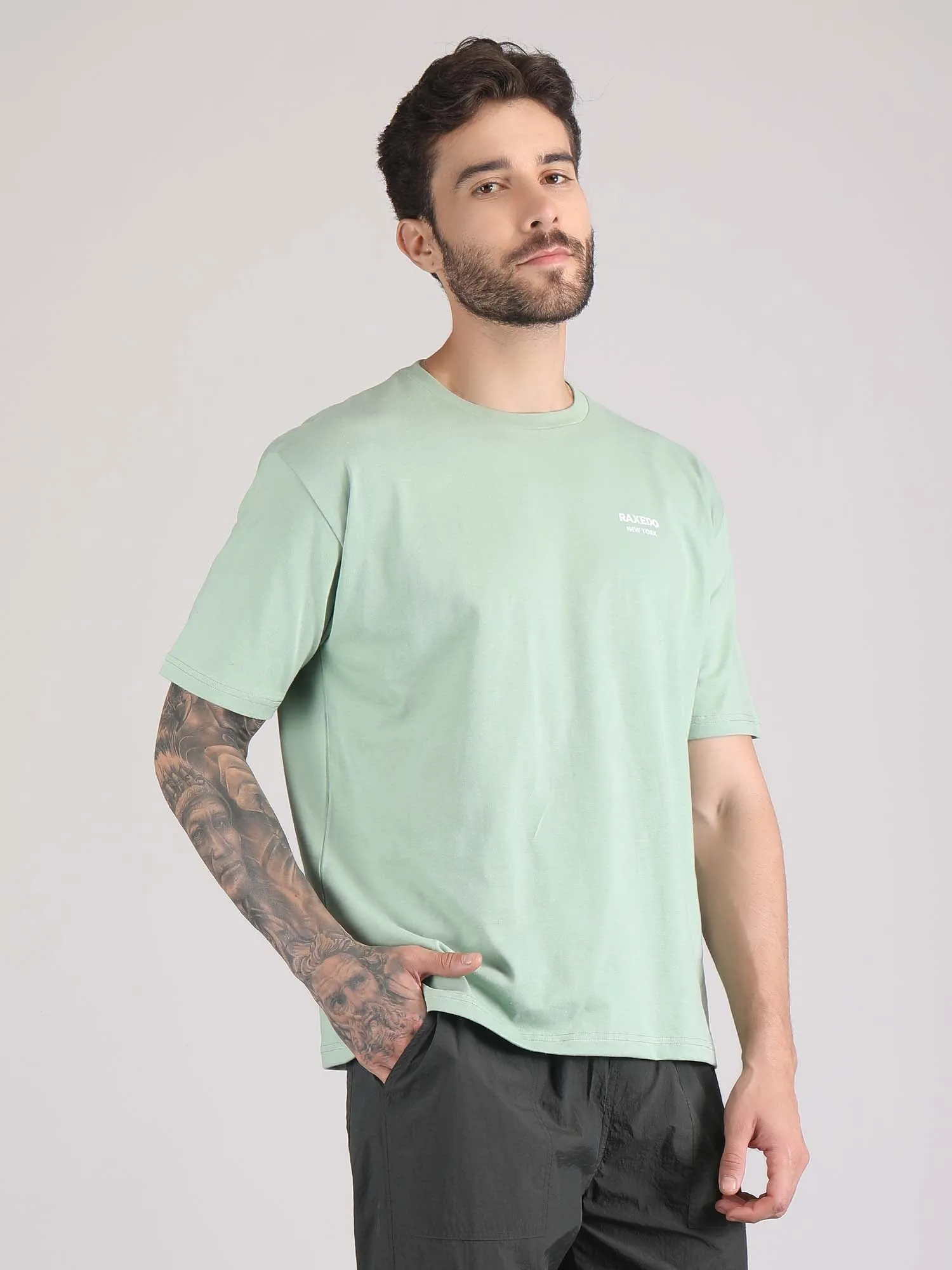 drop shoulder oversized t shirt