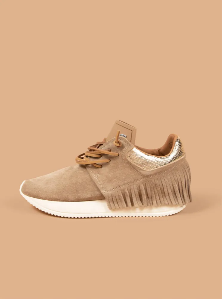 Esseutesse Suede Fringe Sneaker - Beige Suede