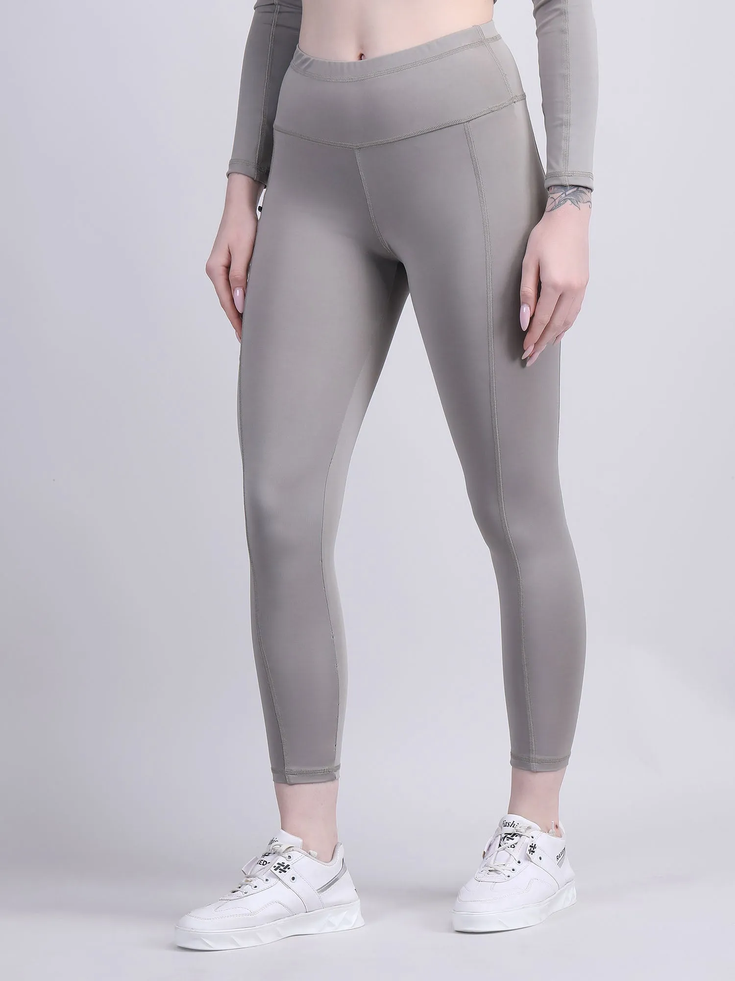 Gym pants for women with pockets