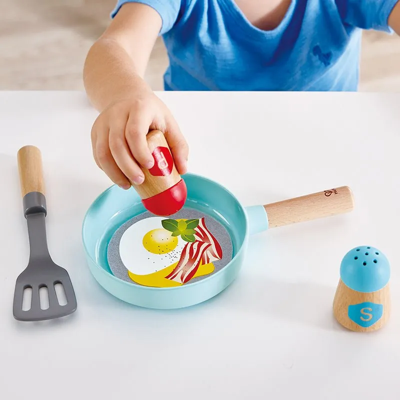 Hape Cook & Serve set  E3208 (Direct Shipping UK Only)