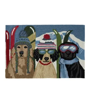 Indoor/Outdoor Vacationland Rug, Dogs Skiing