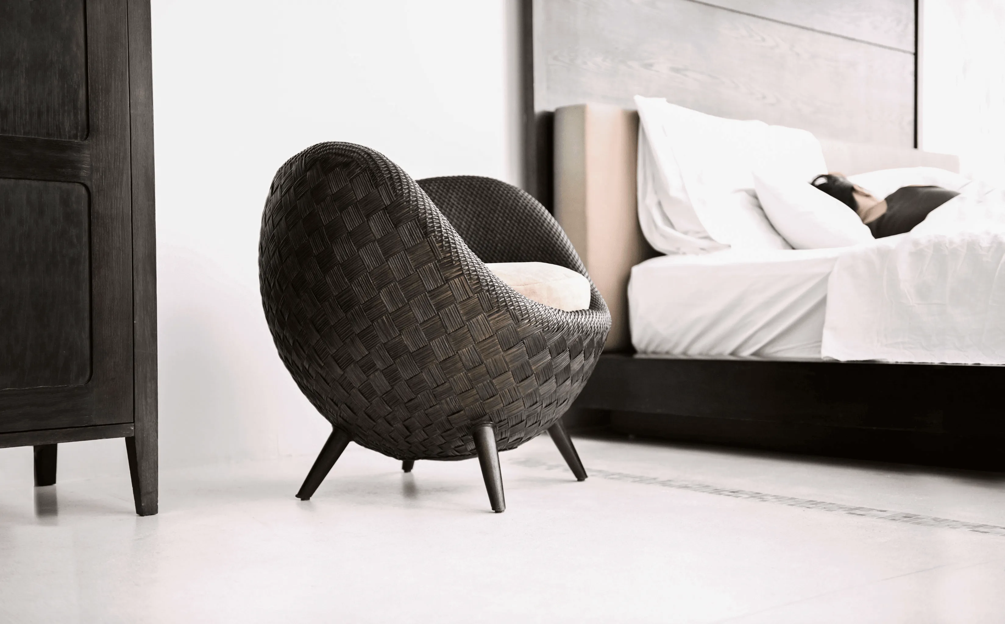 LA LUNA EASY ARMCHAIR