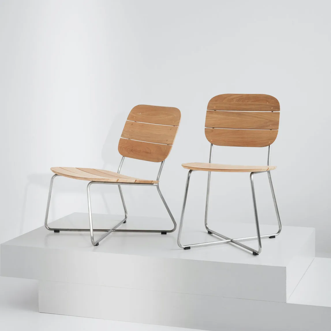 Lilium Lounge Chair