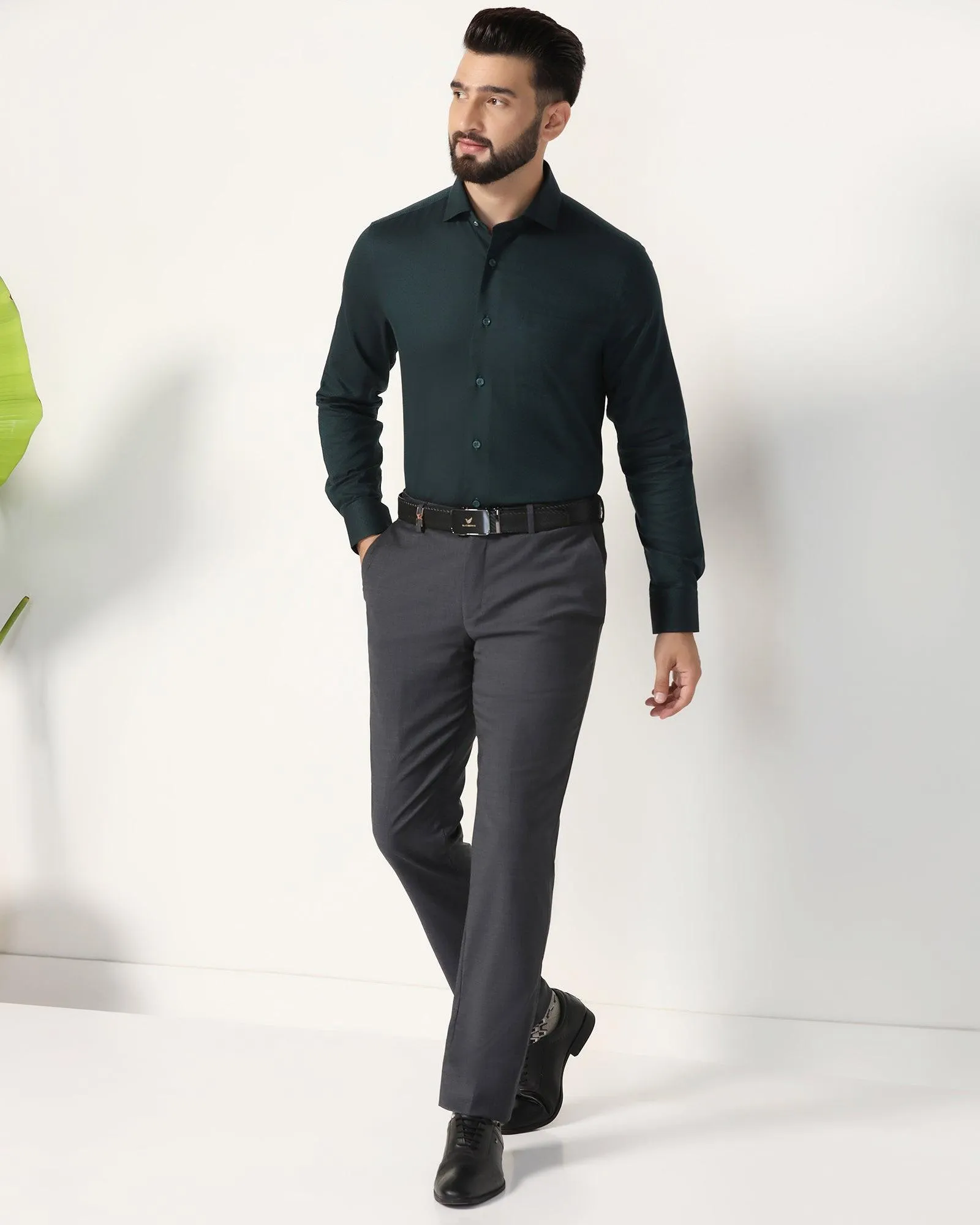 Luxe Slim Comfort B-95 Formal Charcoal Solid Trouser - Lamborghini