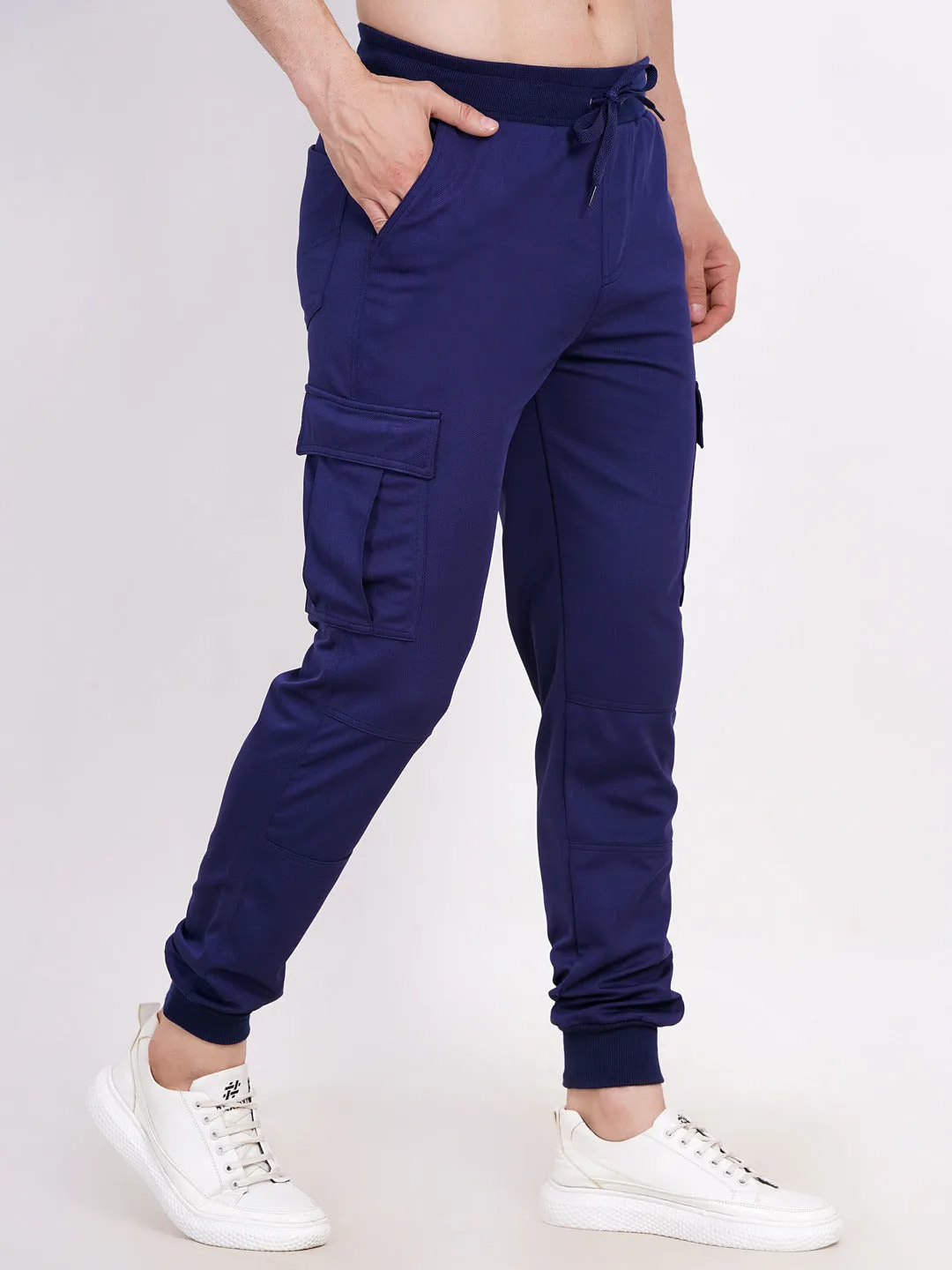 mens loose fit cargo pants