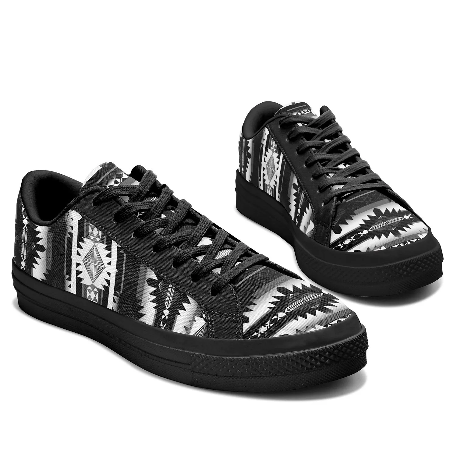 Okotoks Black and White Aapisi Low Top Canvas Shoes Black Sole