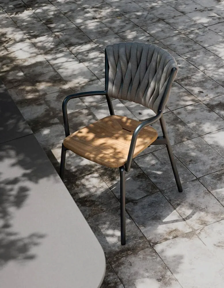 Piper 221 Outdoor Chair