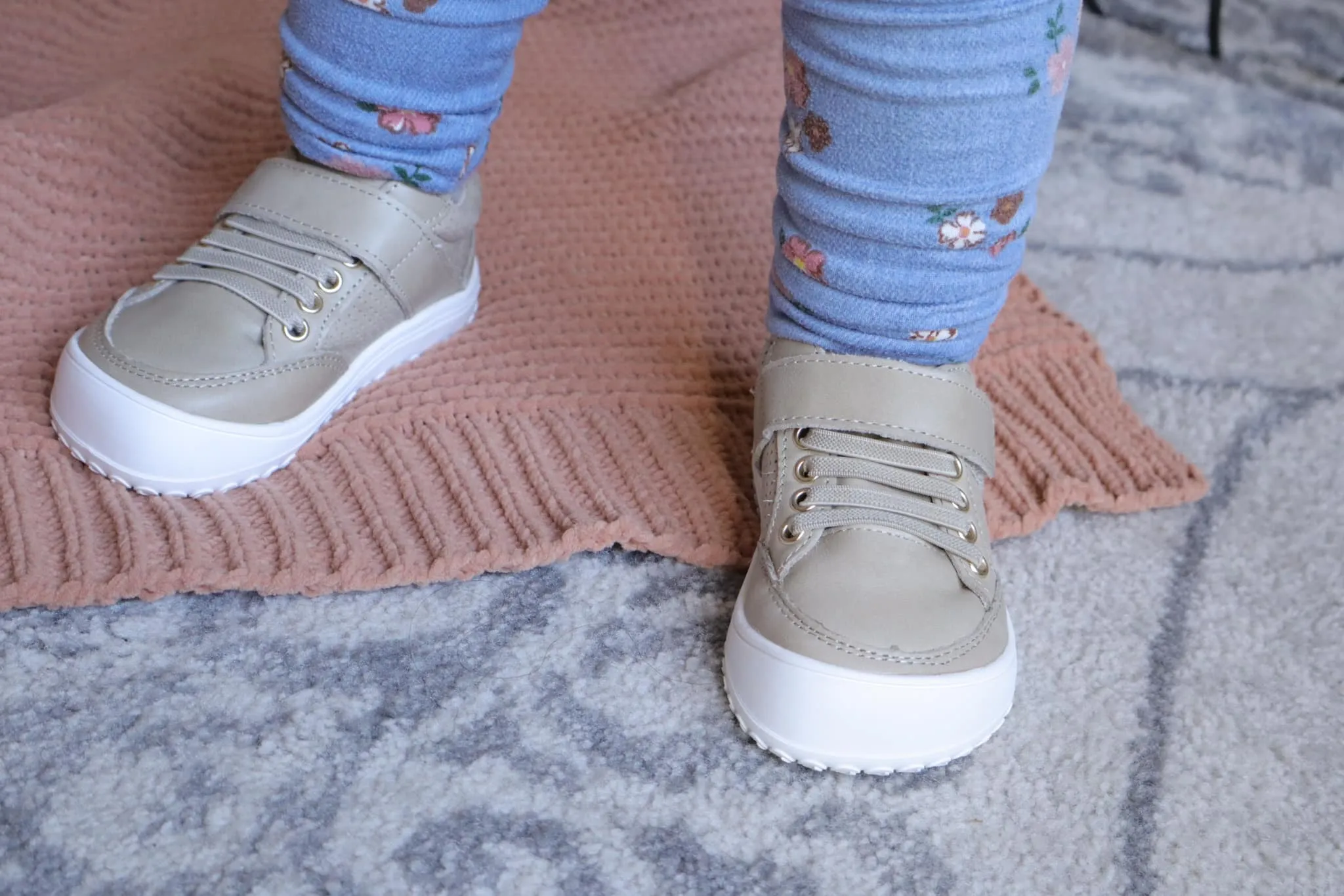 Play Perfect Beige Low Top {Premium Leather}