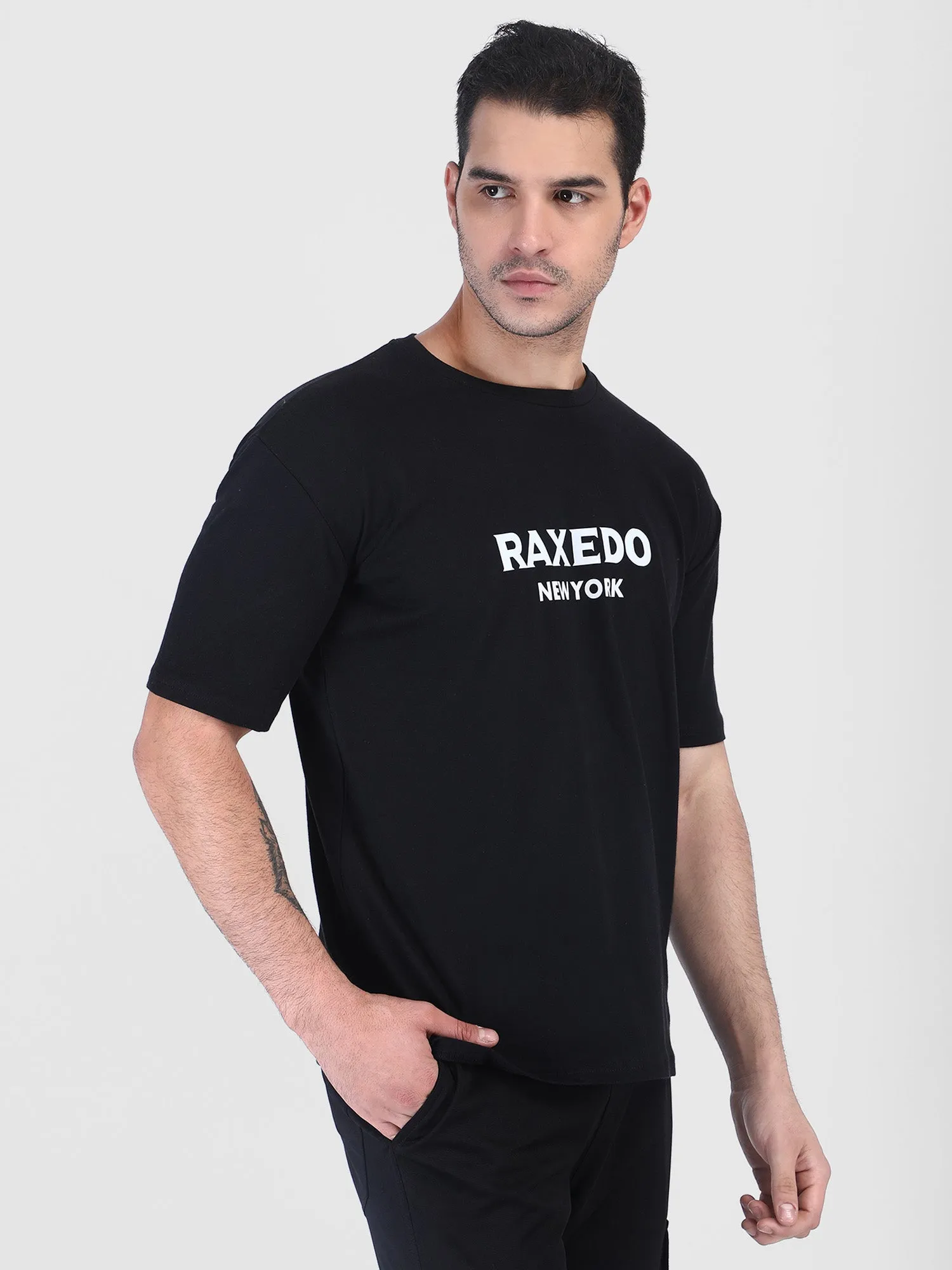 round neck black tshirt for men