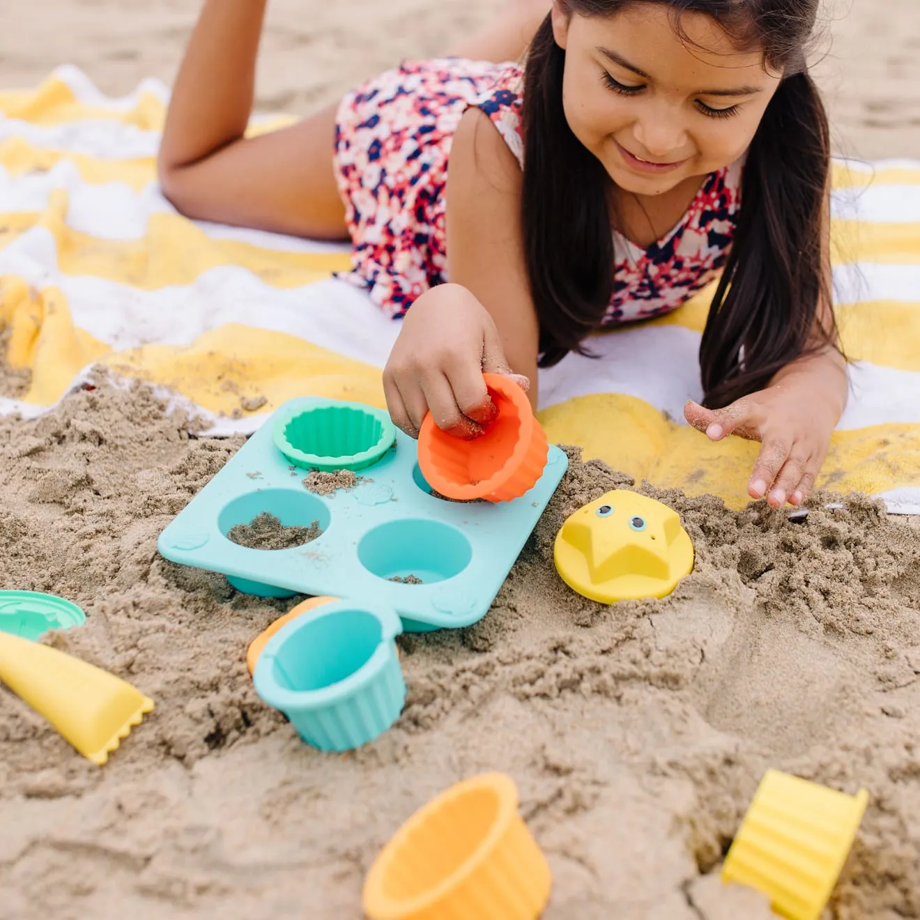 Seaside Sidekicks Sand Cupcake Set