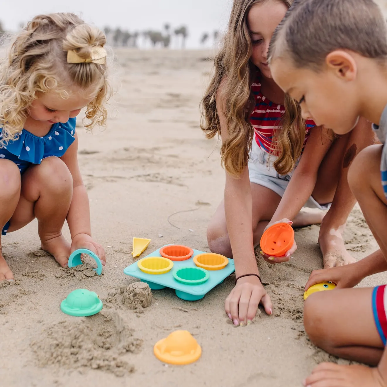 Seaside Sidekicks Sand Cupcake Set