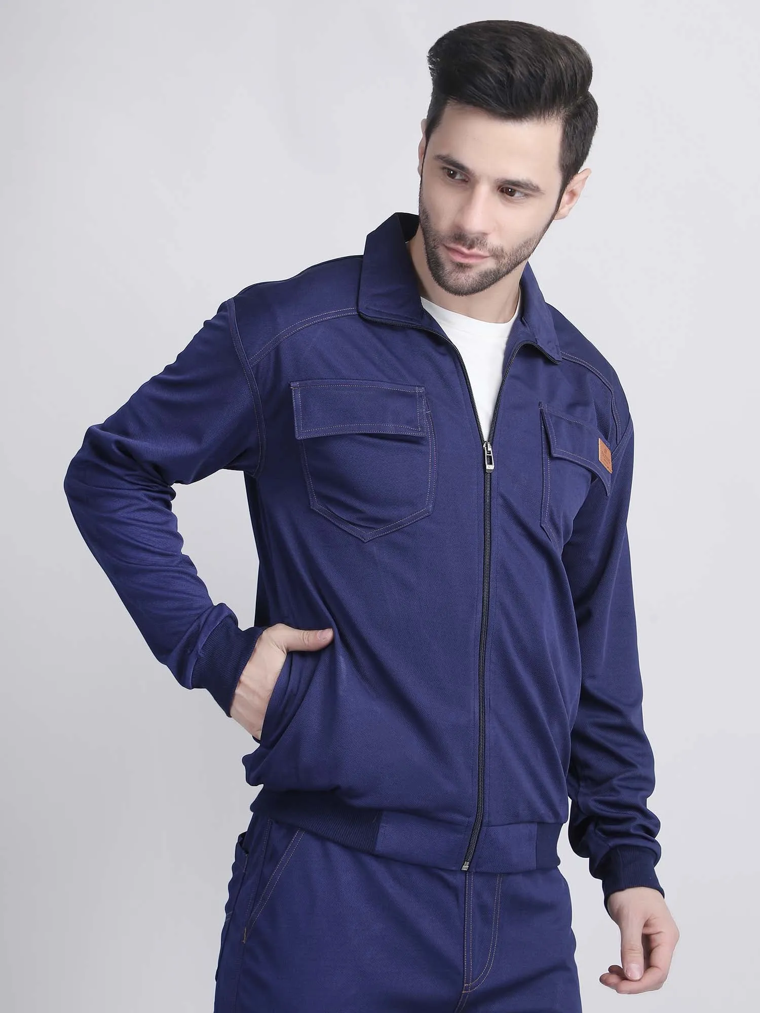 Stylish travel jacket for men - dry-fit jacket