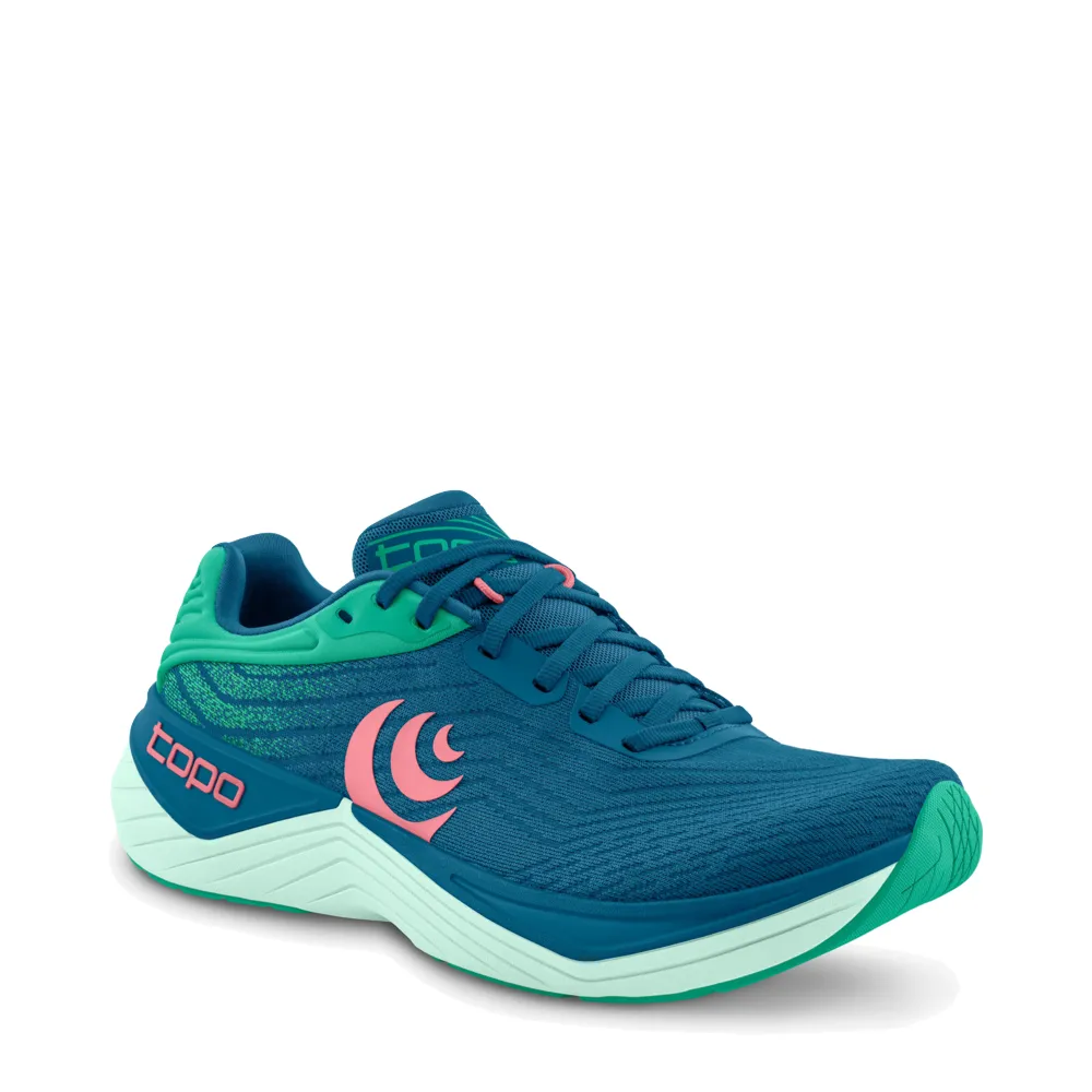 Topo Women's Ultrafly 5 Sneaker in Blue/Aqua