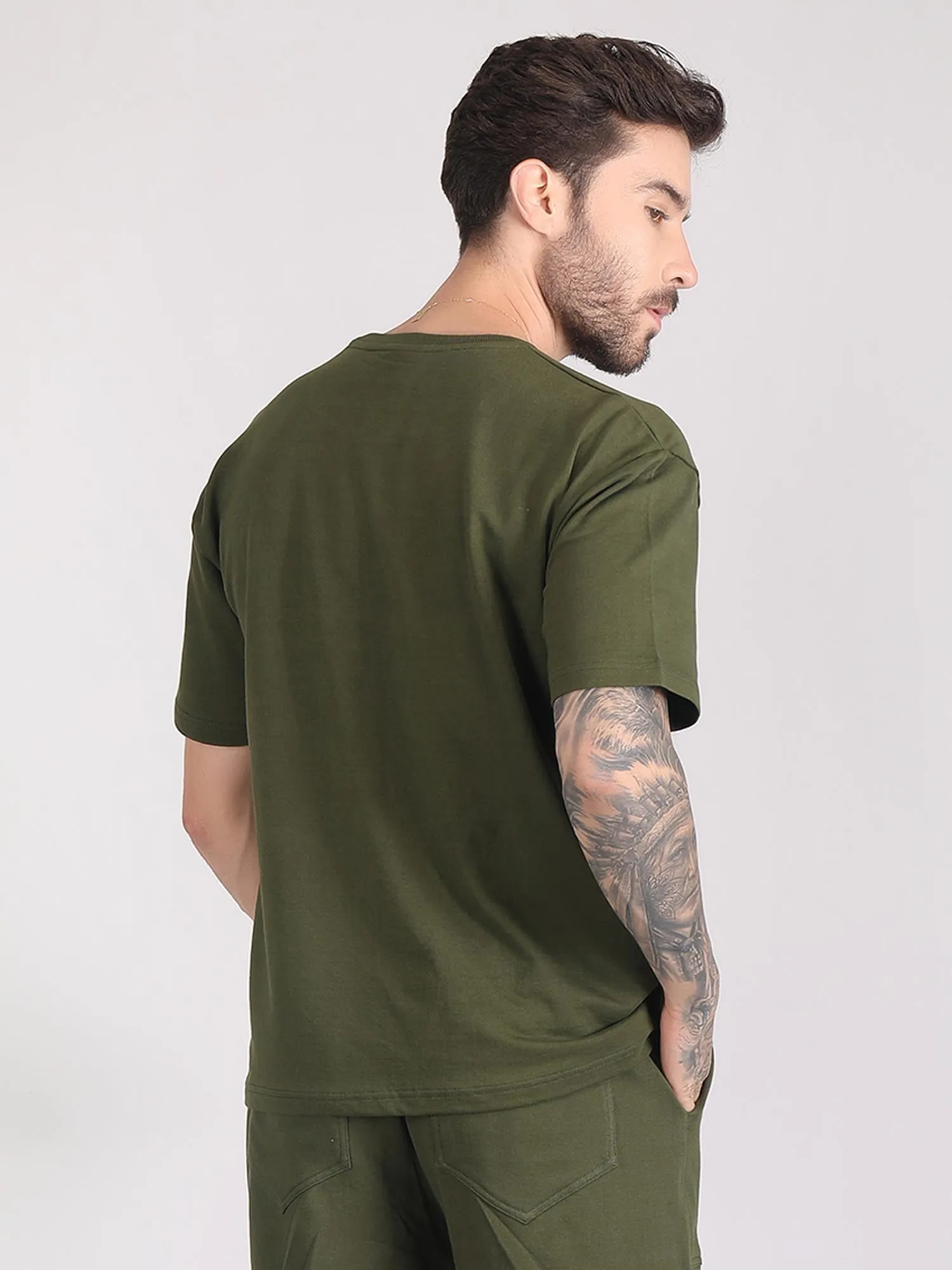 travel tshirt for men