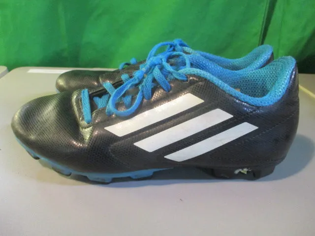 Used Adidas Soccer Cleats Size 4