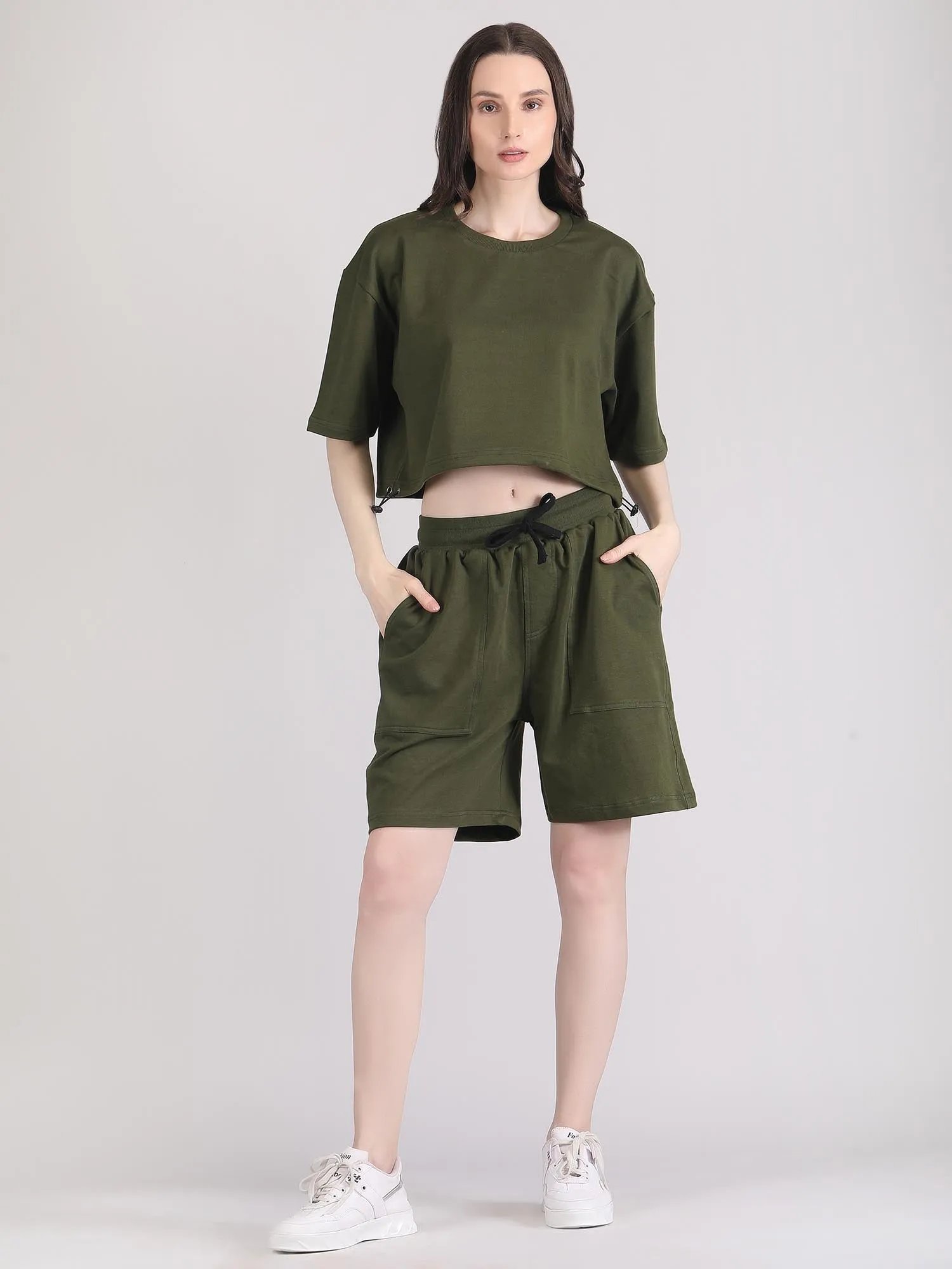 Women oversized crop top and shorts set